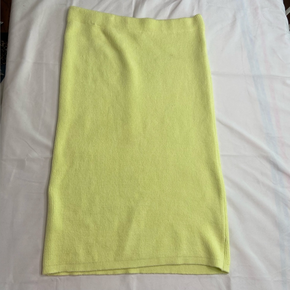 Universal Thread Goods Co Lime Green Rib Knit Pencil Skirt XL Stretch Midi - Picture 3 of 5